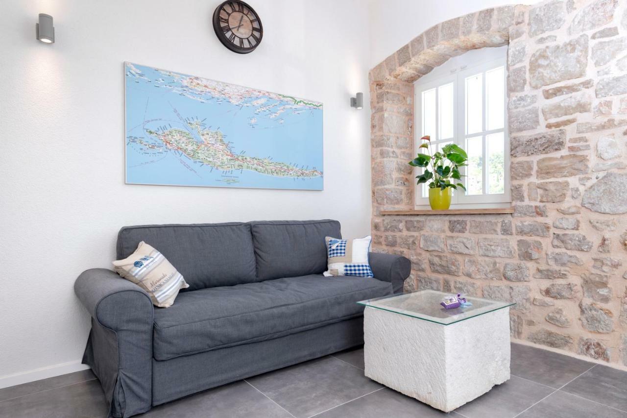 Villa Riva Jelsa  Eksteriør billede