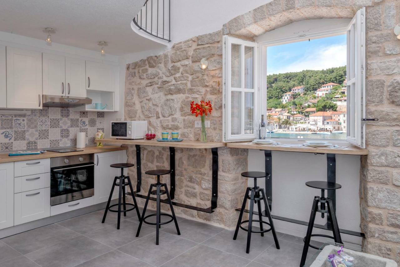 Villa Riva Jelsa  Eksteriør billede